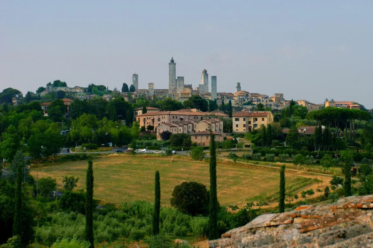 Locanda Viani San Gimignano Bed & Breakfast